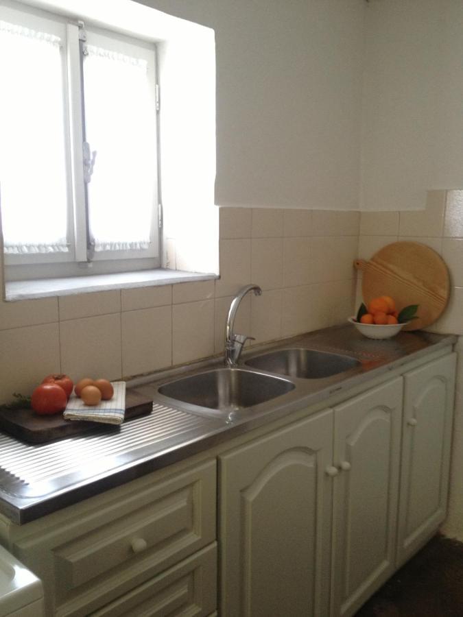 Aνεξάρτητη Παραδοσιακή Πέτρινη Κατοικία Corinth ภายนอก รูปภาพ